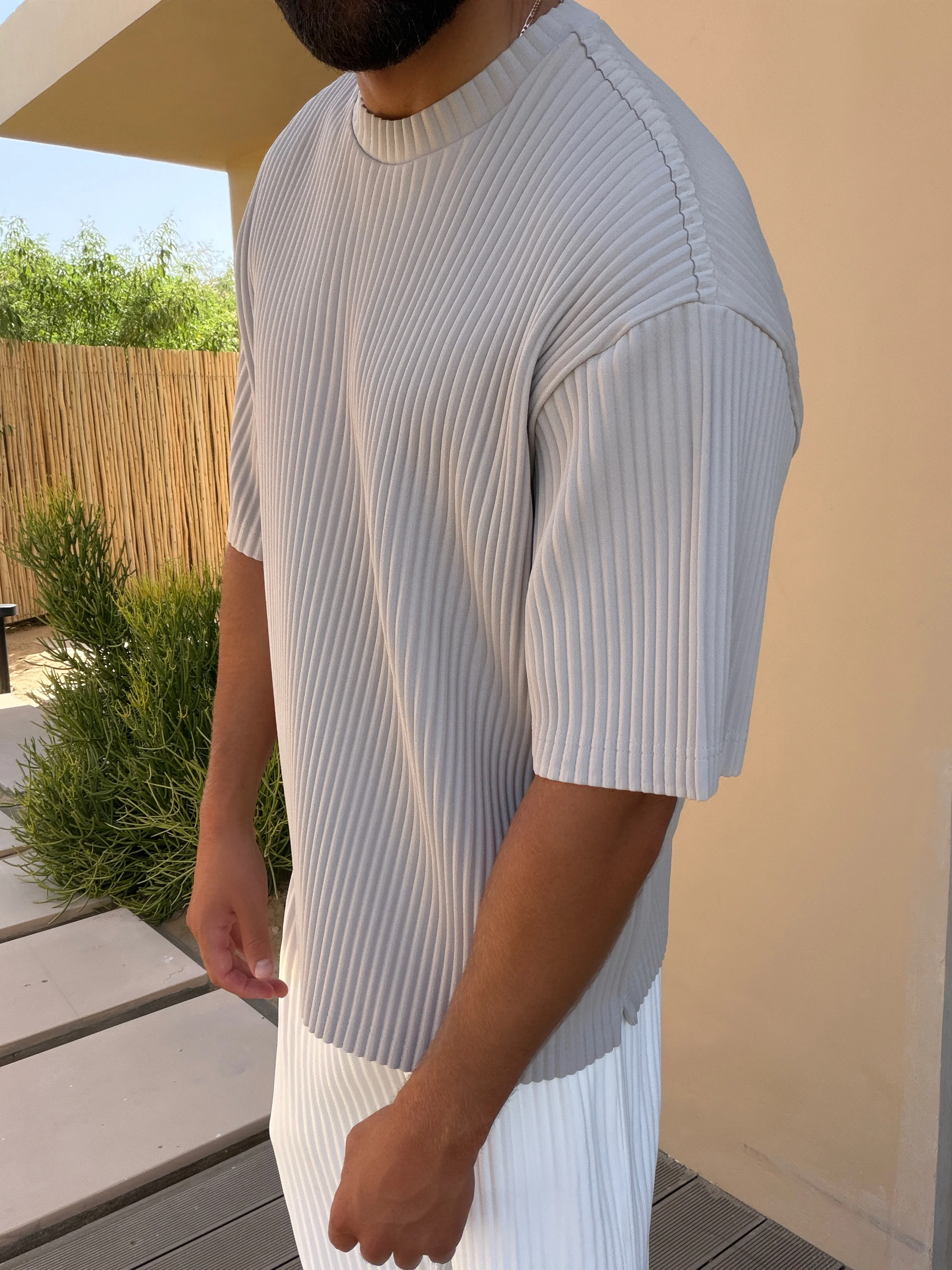 PLEAT T-SHIRT GREY