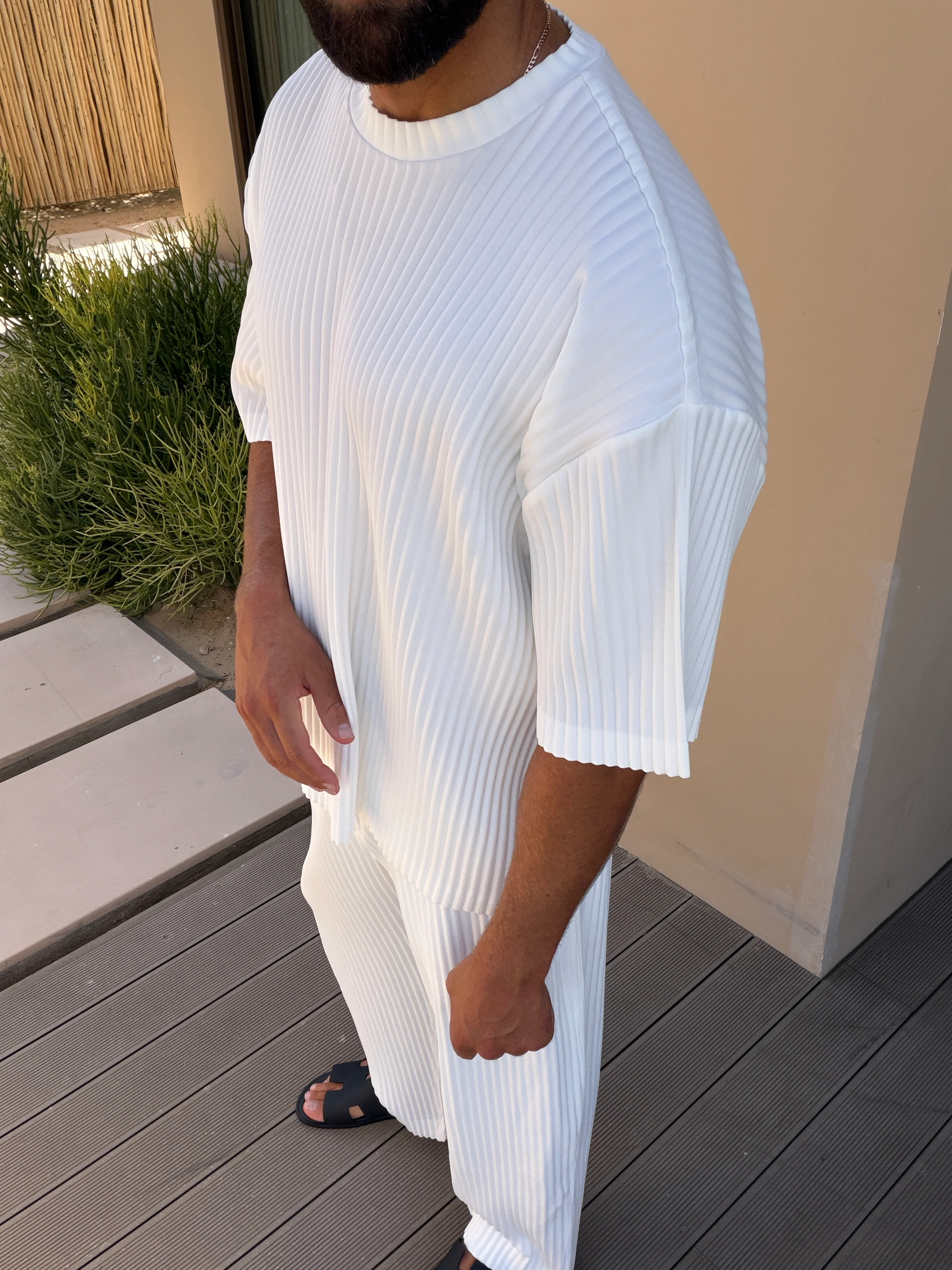 PLEAT T-SHIRT WHITE - Image 2